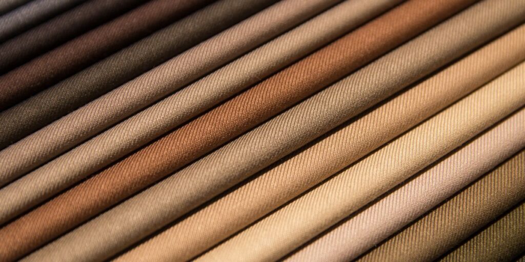 Cómo Elegir el Color Ideal para tus Cortinas