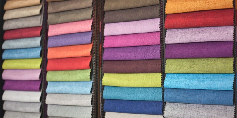 Cómo Elegir el Color Ideal para tus Cortinas