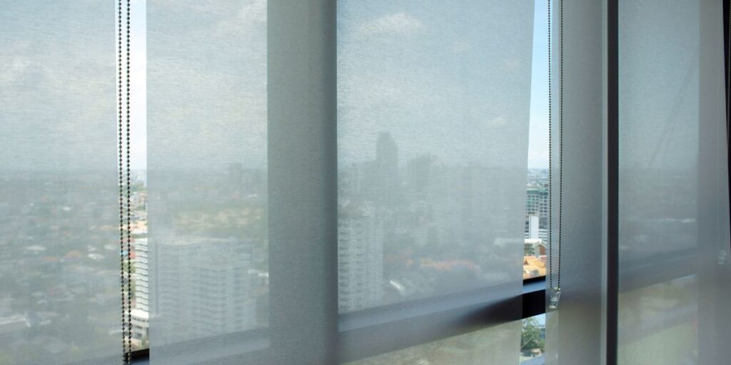 Cortinas Antimoho: Opciones para Ambientes Húmedos